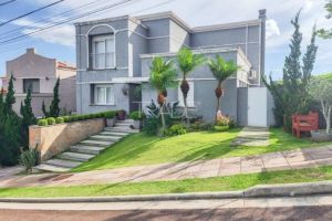 Casa em Condomínio com 370m², 3 dormitórios, 3 suítes, 4 vagas, no bairro Alphaville em Porto Alegre