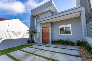 Casa com 100m², 3 dormitórios, 1 suíte, 2 vagas, no bairro Ipanema em Porto Alegre