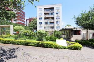 Apartamento com 68m², 2 dormitórios, 1 vaga, no bairro Tristeza em Porto Alegre