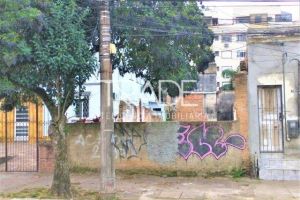 Terreno com 201m², no bairro Menino Deus em Porto Alegre