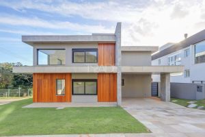 Casa em Condomínio com 347m², 4 dormitórios, 4 suítes, 4 vagas, no bairro Alphaville em Porto Alegre