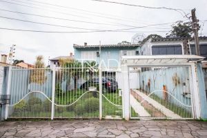 Casa com 170m², 3 dormitórios, 1 suíte, 2 vagas, no bairro Ipanema em Porto Alegre