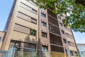 Apartamento Garden com 164m², 3 dormitórios, 1 suíte, 2 vagas, no bairro Tristeza em Porto Alegre
