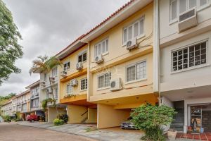 Casa em Condomínio com 200m², 3 dormitórios, 1 suíte, 2 vagas, no bairro Tristeza em Porto Alegre