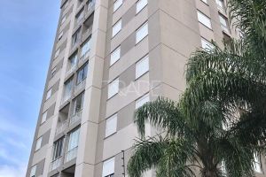 Apartamento com 72m², 3 dormitórios, 1 suíte, 1 vaga, no bairro Teresópolis em Porto Alegre