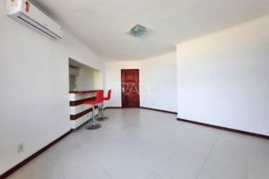 Apartamento com 63m², 2 dormitórios, 2 vagas, no bairro Cristal em Porto Alegre