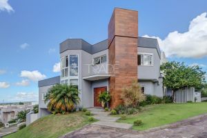 Casa em Condomínio com 361m², 3 suítes, 2 vagas, no bairro Lagos de Nova Ipanema em Porto Alegre