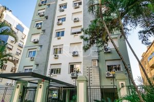 Apartamento com 84m², 3 dormitórios, 1 suíte, 1 vaga, no bairro Tristeza em Porto Alegre