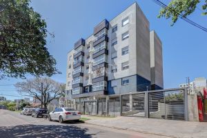 Apartamento com 70m², 2 dormitórios, 1 suíte, 1 vaga, no bairro Cristal em Porto Alegre