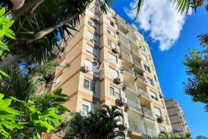 Apartamento com 84m², 2 dormitórios, no bairro Vila Assunção em Porto Alegre