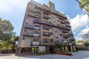 Apartamento com 106m², 3 dormitórios, 3 suítes, 2 vagas, no bairro Tristeza em Porto Alegre