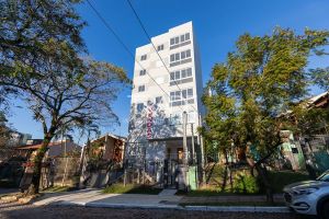 Apartamento com 94m², 3 dormitórios, 1 suíte, 1 vaga, no bairro Cristal em Porto Alegre